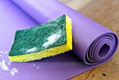 Bí quyết vệ sinh thảm yoga và bảo quản tại nhà dễ dàng