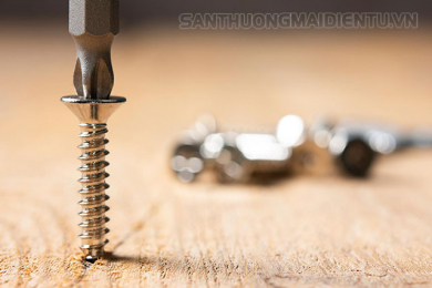 Mẹo vặn ốc vít nhỏ, giải quyết mọi khó khăn khi vặn ví