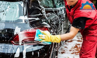 Cách rửa xe ô tô tại nhà chuyên nghiệp như ngoài tiệm