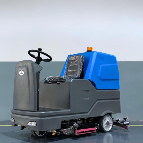 Máy chà sàn ngồi lái Kumisai KMS 85B
