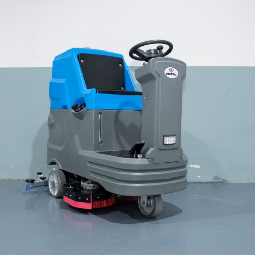 Máy chà sàn ngồi lái Kumisai KMS 85B