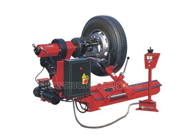 Máy ra vào lốp xe hạng nặng