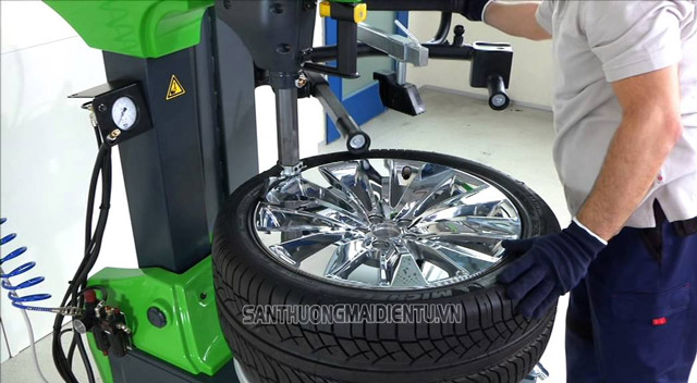 Ưu điểm máy ra vào lốp Bosch