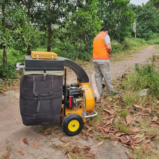 Máy hút rác lá cây đô thị Kumisai KMS-2K