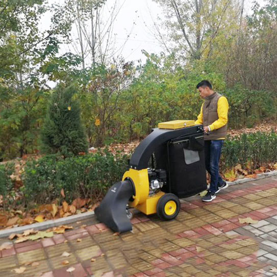 Máy hút rác lá cây đô thị Kumisai KMS-2K