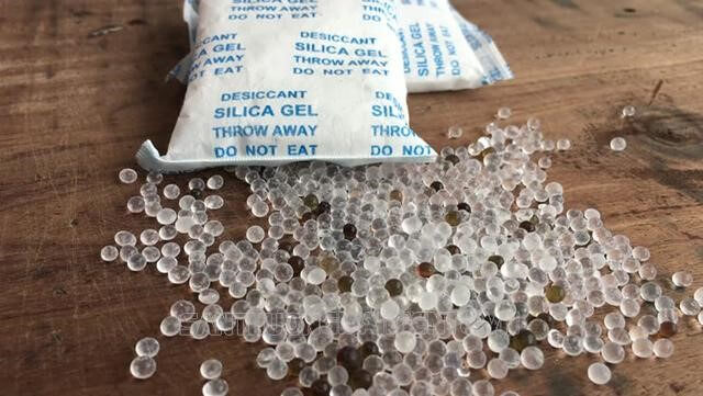 tac-hai-viec-an-silica-gel