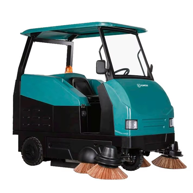 Xe quét rác ngồi lái Kumisai KMS 200