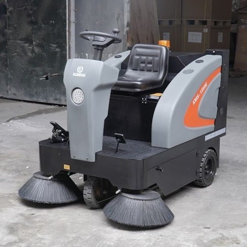 Xe quét rác ngồi lái Kumisai KMS 1350E - pin litium