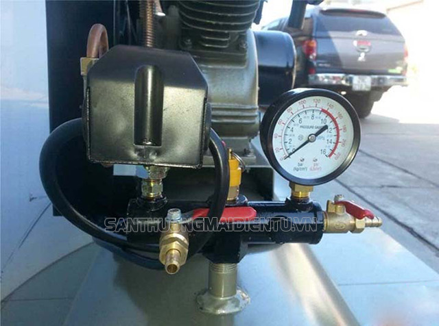 cách chỉnh áp suất của máy nén khí