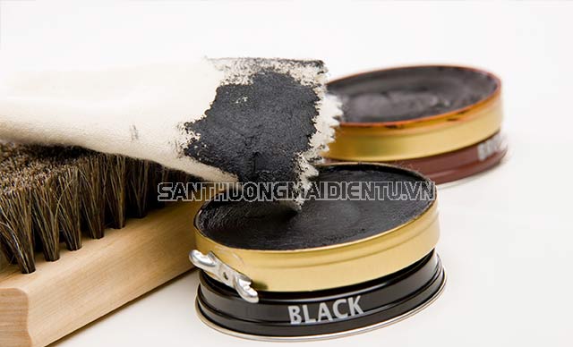 Cách làm mềm xi đánh giầy bị khô hiệu quả