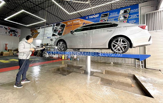 giá cầu nâng 1 trụ chuyên rửa xe ô tô