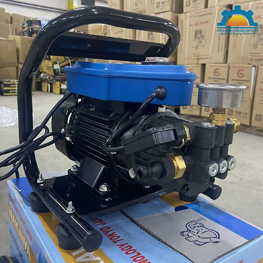 Máy rửa xe Nakawa 2300w