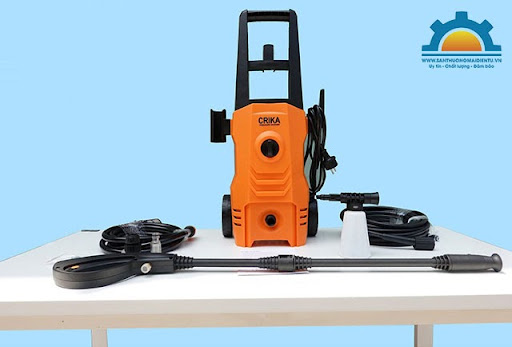 Máy rửa xe cao áp dạng đứng Crika 2150w