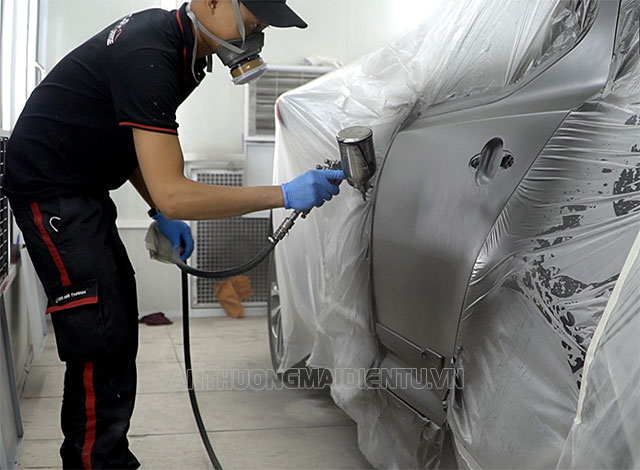 Sơn lót tỉ mỉ để chất lượng sơn lại vỏ tốt nhất