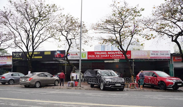 Các tiệm rửa xe cần phải trang bị hiện đại hơn