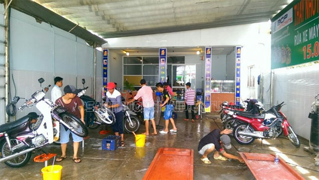 rửa xe tại Trà Vinh